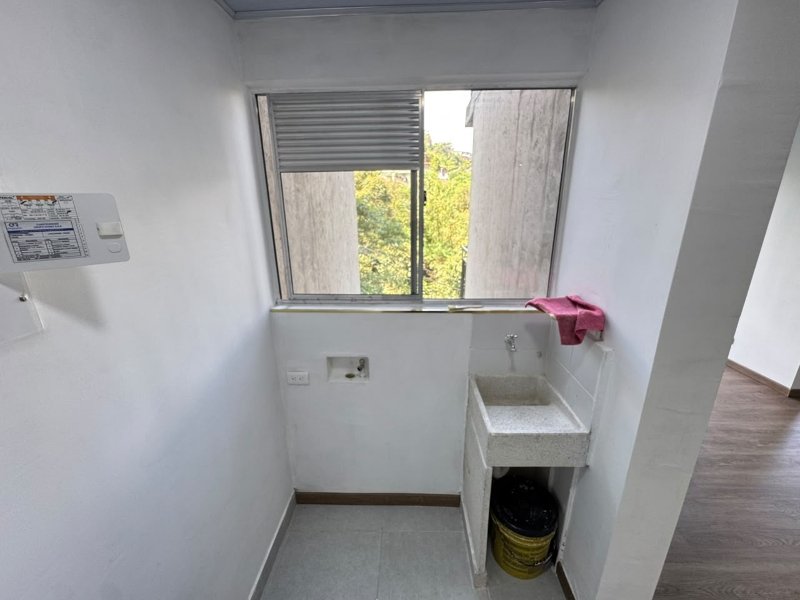 Apartamento para el arriendo en Sabaneta el codigo es 18055 Foto 14