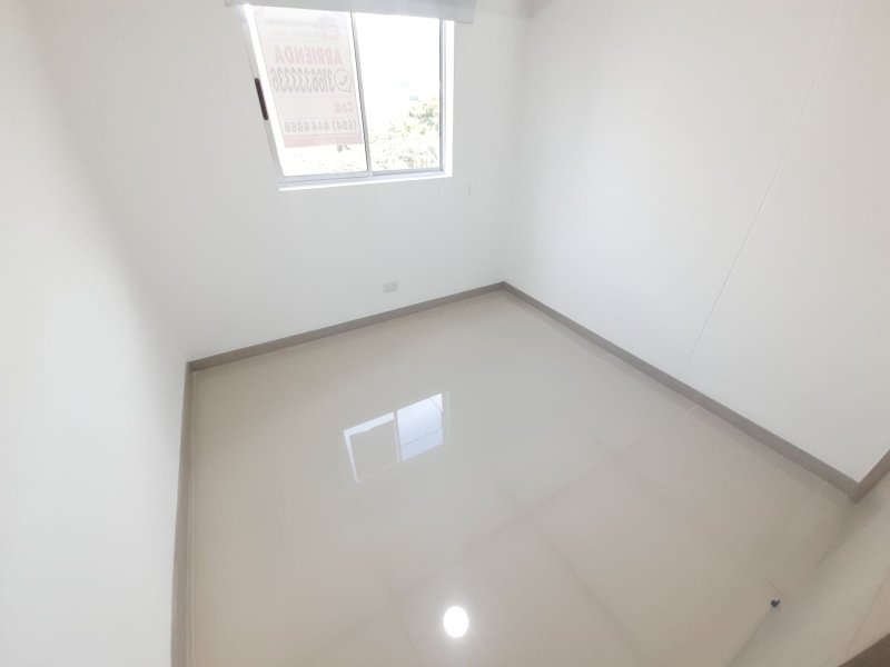 Apartamento para el arriendo en Sabaneta el codigo es 7844 Foto 8