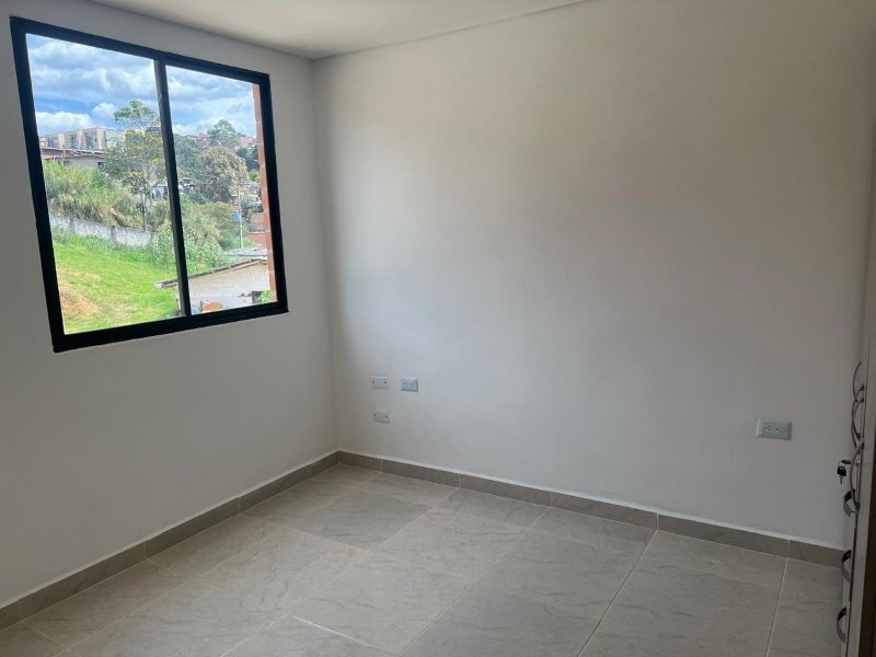 Apartamento para el arriendo en Medellín el codigo es 18041 Foto 7
