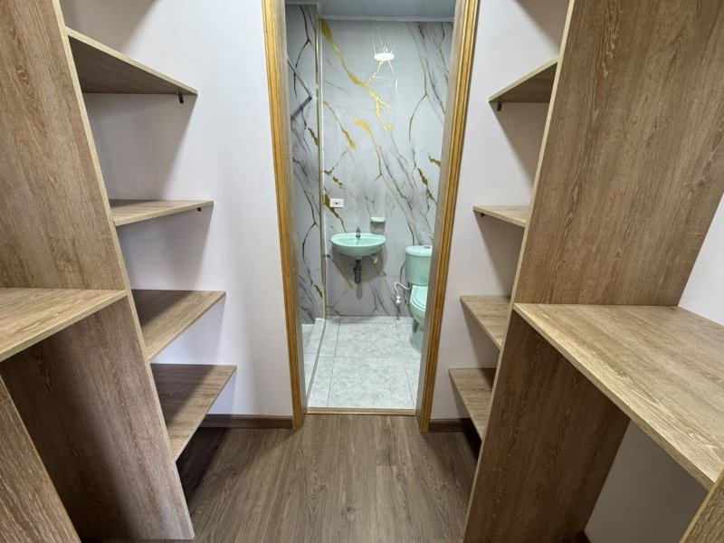 Apartamento para el arriendo en Sabaneta el codigo es 18055 Foto 12