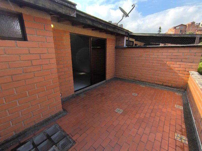 Casa para el arriendo en Envigado el codigo es 15519 Foto 11