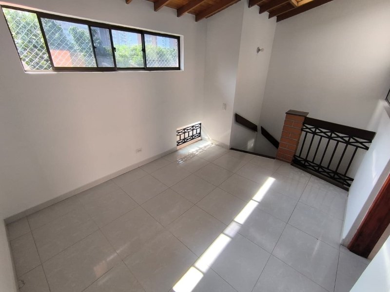 Casa para el arriendo en Envigado el codigo es 15519 Foto 7