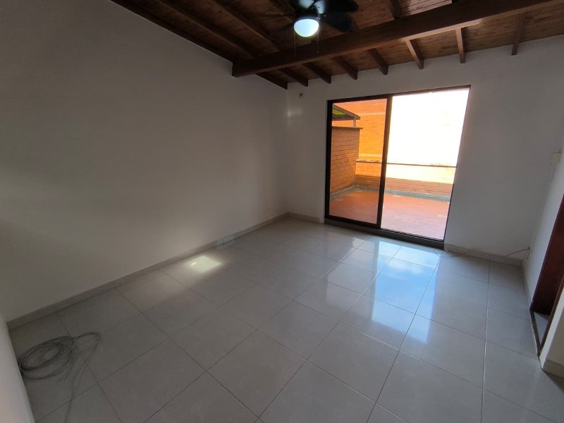 Casa para el arriendo en Envigado el codigo es 15519 Foto 9