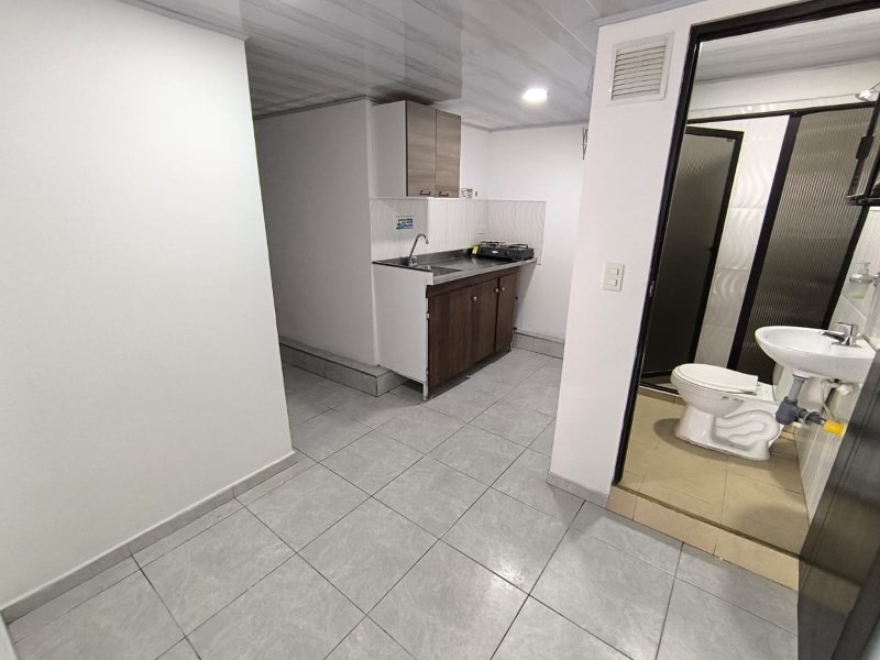 Apartaestudio para el arriendo en Medellín el codigo es 17730 Foto 3