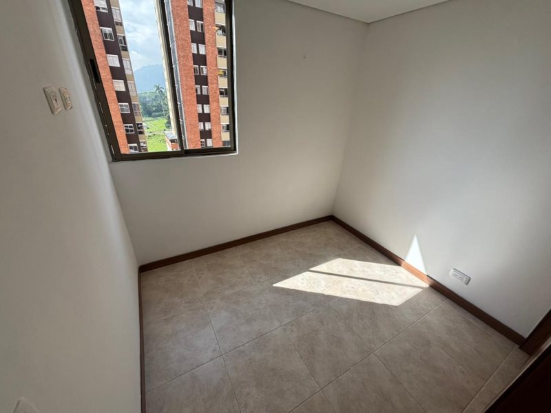 Apartamento para el arriendo en La Estrella el codigo es 16768 Foto 6