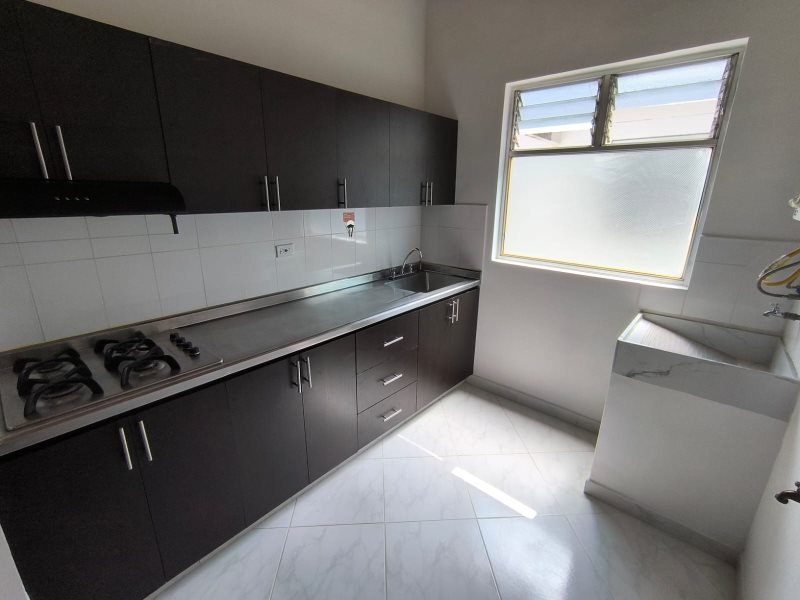 Apartamento para el arriendo en Itagüí el codigo es 16776 Foto 2