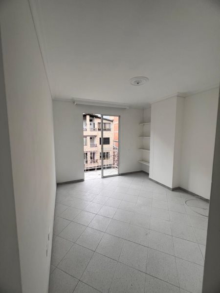Apartamento para el arriendo en Envigado el codigo es 16720 Foto 3