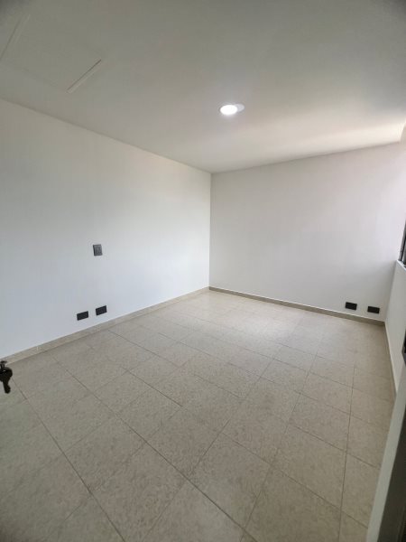 Apartamento para el arriendo en Envigado el codigo es 16750 Foto 9