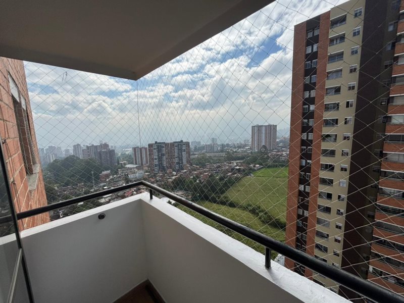 Apartamento para el arriendo en La Estrella el codigo es 16769 Foto 6