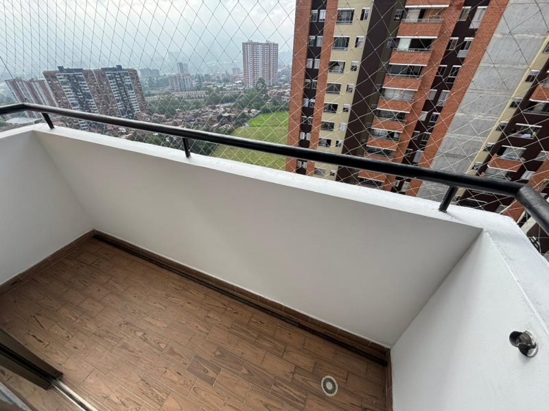 Apartamento para el arriendo en La Estrella el codigo es 16769 Foto 7