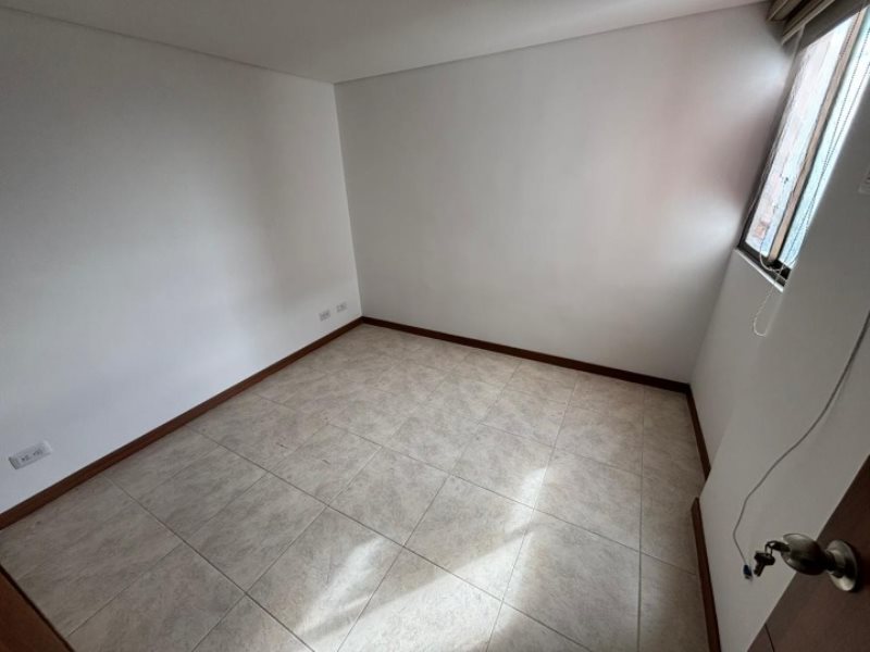 Apartamento para el arriendo en La Estrella el codigo es 16769 Foto 8