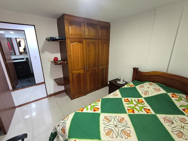 Apartamento para el arriendo en Envigado el codigo es 16739 Foto 15