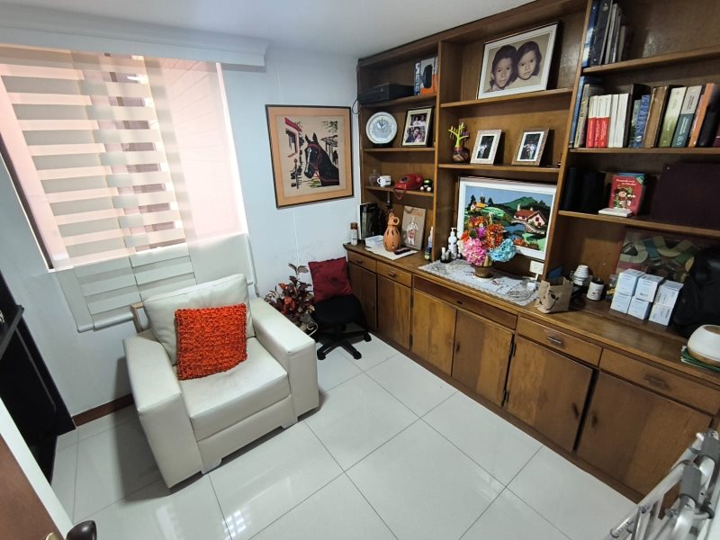 Apartamento para el arriendo en Envigado el codigo es 16739 Foto 9