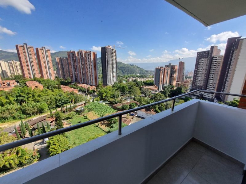 Apartamento para el arriendo en Itagüí el codigo es 16744 Foto 4