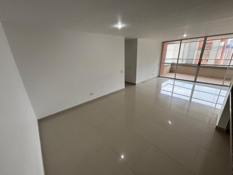Apartamento para el arriendo en Sabaneta el codigo es 16774 Foto 5
