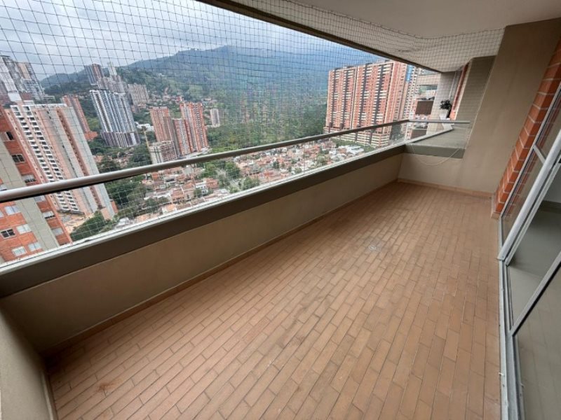 Apartamento para el arriendo en Sabaneta el codigo es 16774 Foto 6