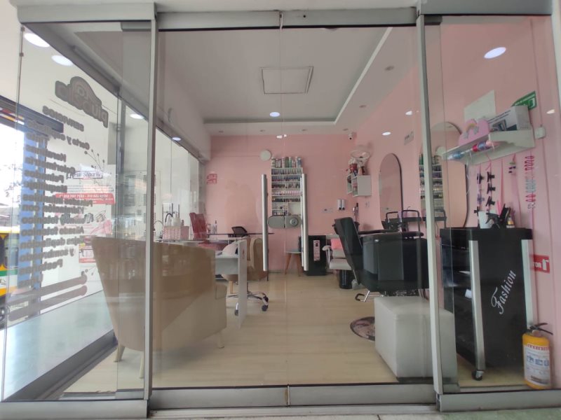 Local para el arriendo en La Estrella el codigo es 16757 Foto 3