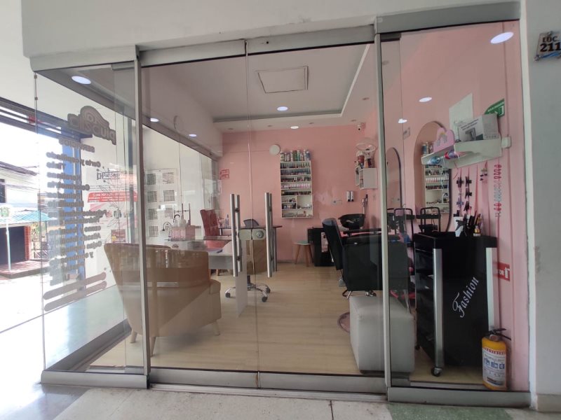 Local para el arriendo en La Estrella el codigo es 16757 Foto 5