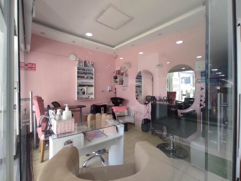 Local para el arriendo en La Estrella el codigo es 16757 Foto 2