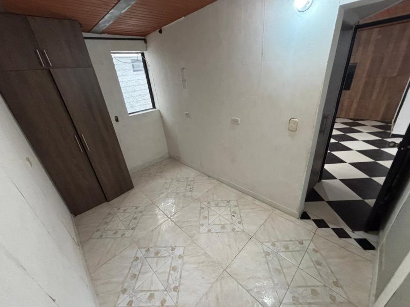 Apartamento para el arriendo en Envigado el codigo es 16777 Foto 9