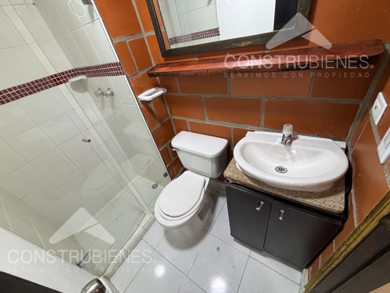 Apartamento para el arriendo en Envigado el codigo es 14931 Foto 9
