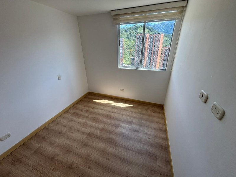 Apartamento para el arriendo en Sabaneta el codigo es 13863 Foto 11