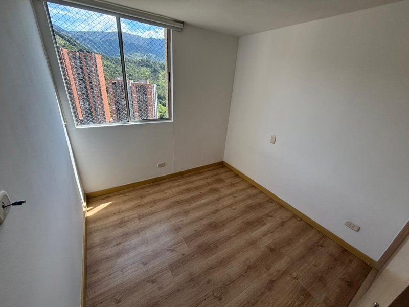 Apartamento para el arriendo en Sabaneta el codigo es 13863 Foto 12