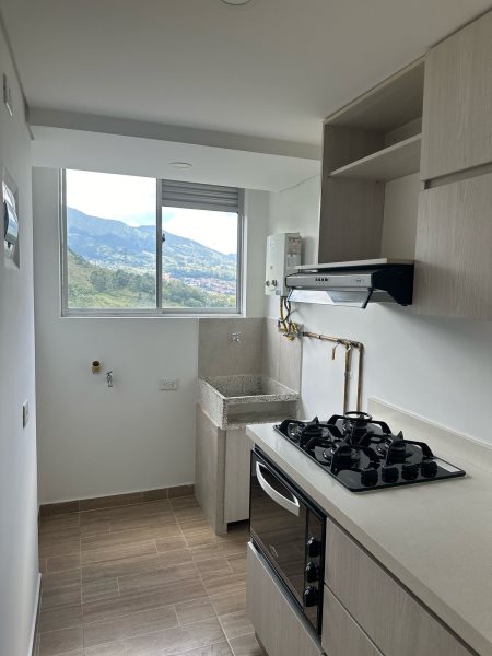 Apartamento para la venta en Sabaneta el codigo es 15663 Foto 2